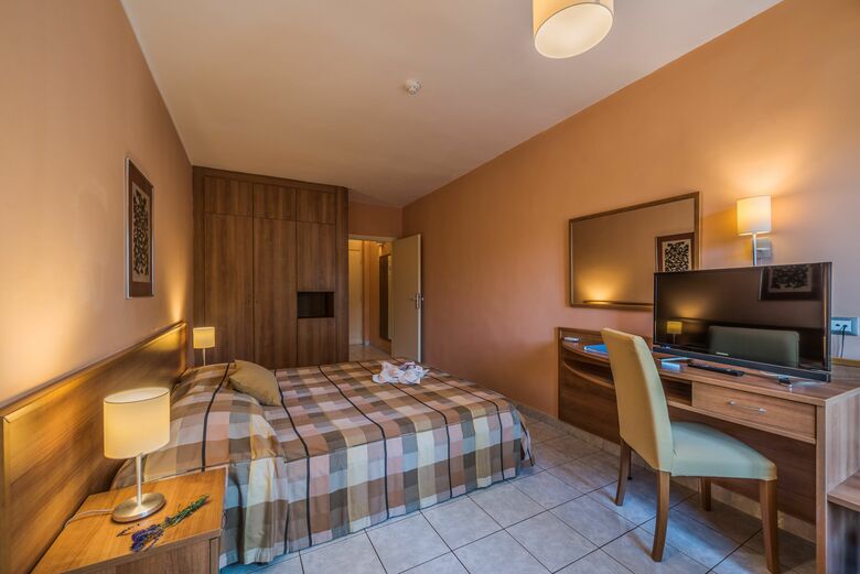 Hotel Velaris