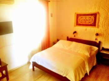 Hotel Filoxenia Villa