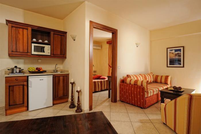 Lefteris Apartments