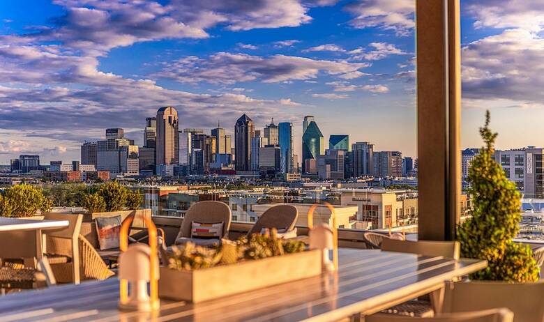 Hotel Canopy By Hilton Dallas Uptown