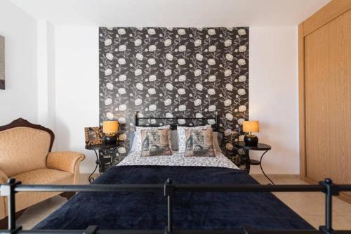 Vecindario-plaza Apartment