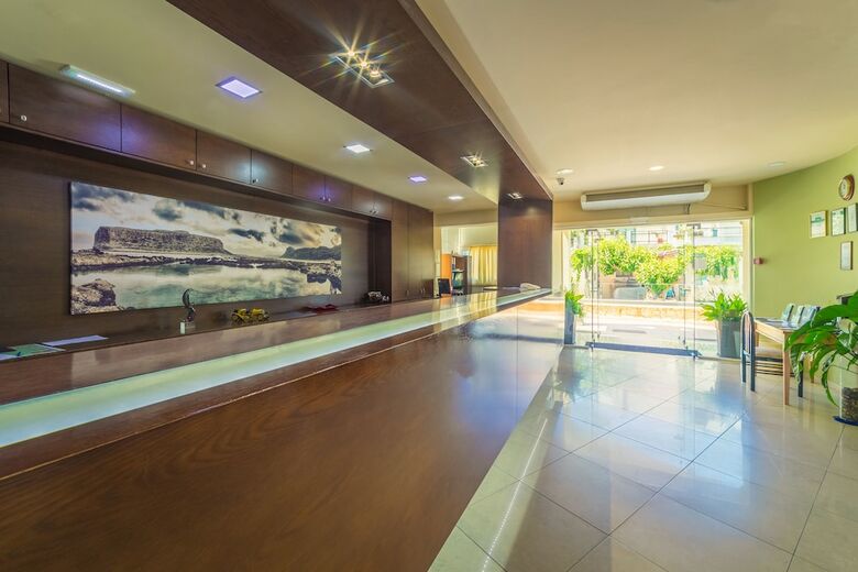 Hotel Atrion Apartments