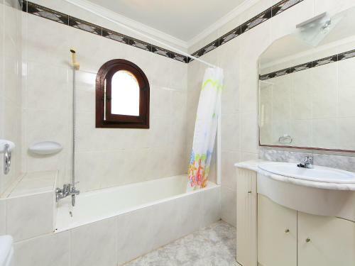 Holiday Home Balcon Al Mar 59-c