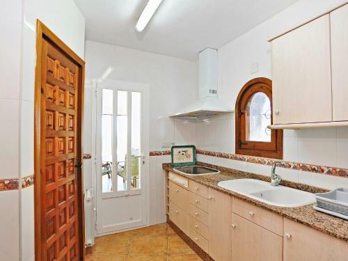 Holiday Home Balcon Al Mar 20-h