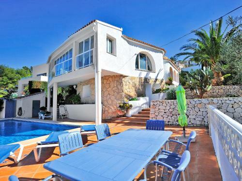 Holiday Home Balcon Al Mar 20-h