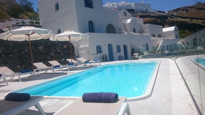 Hotel Kokkinos Villas