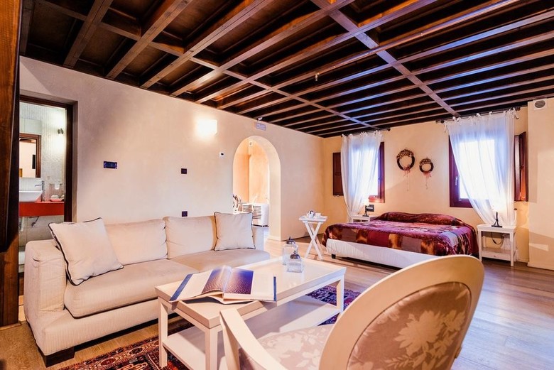 Avalon Boutique Hotel
