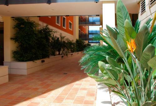 Las Flores Apartment