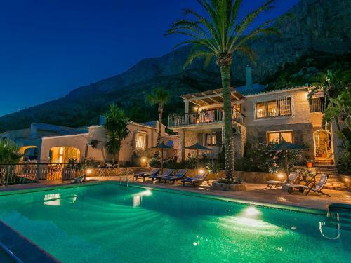 Holiday Home Petite Fleur