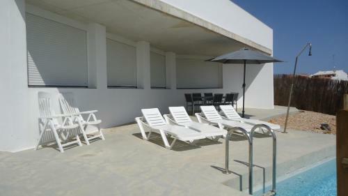 Villa Fornells I By Riera Rossello