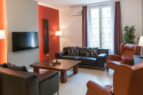 Serennia Apartamentos Ramblas - Pla�a Catalunya