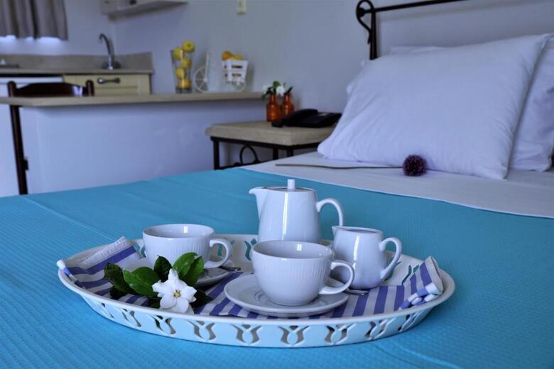 Golden Bay Hotel