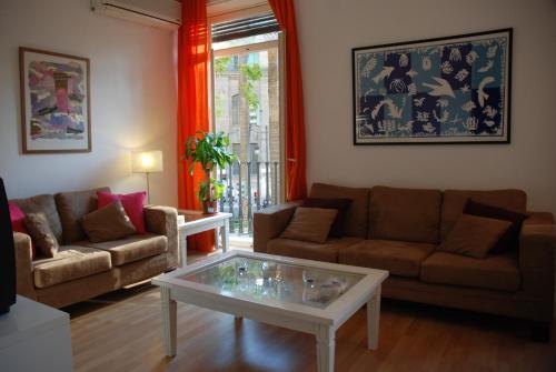 Reino De Valencia Apartments