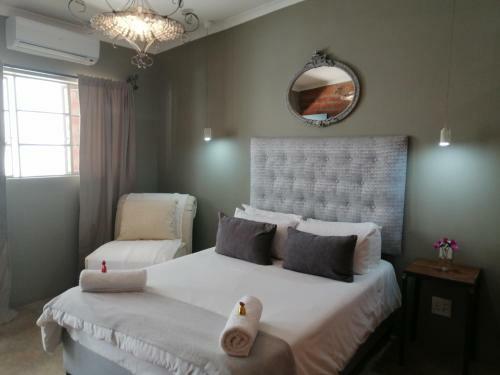 Hostal Teaterhuis Boutique Hotel