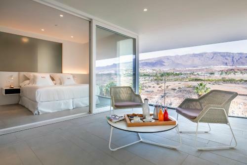 Hotel Royal Hideaway Corales Suites
