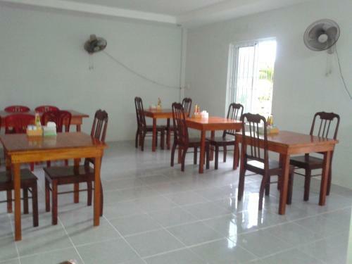Sunrise Village Hotel