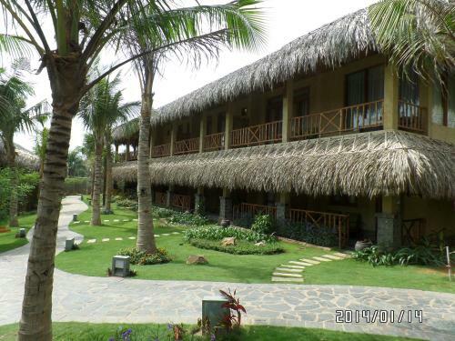 Hotel Aroma Beach Resort And Spa