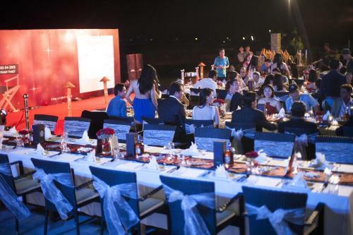 Hotel Aroma Beach Resort And Spa