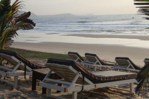 Hotel Full Moon Village