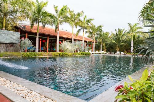 Hotel Full Moon Village