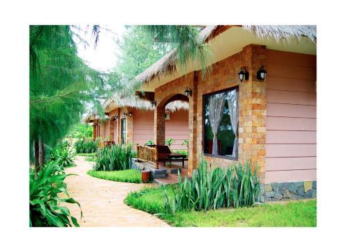 Vinh Suong Seaside Hotel And Resort