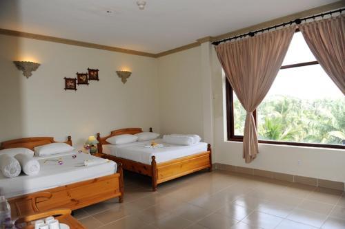 Vinh Suong Seaside Hotel And Resort