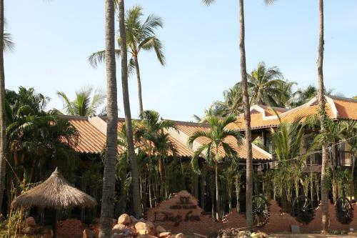 Hotel Lotus Village Resort