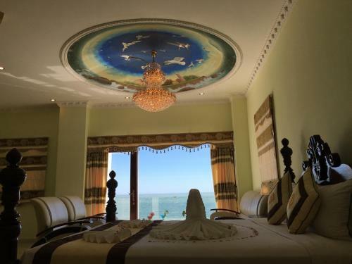 Ocean Front Hotel
