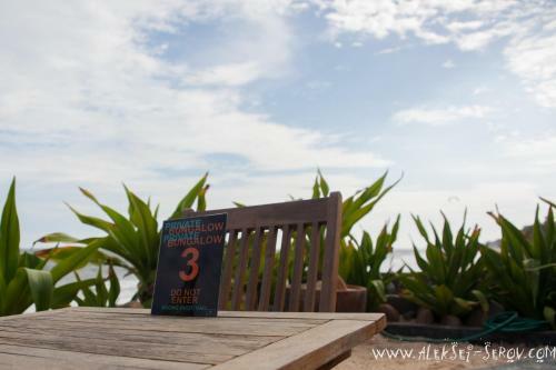 Hotel Joe's Cafe & Garden Resort