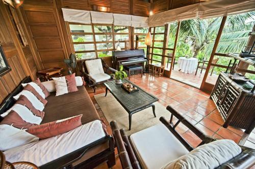 Hotel Takalau Residence & Resort