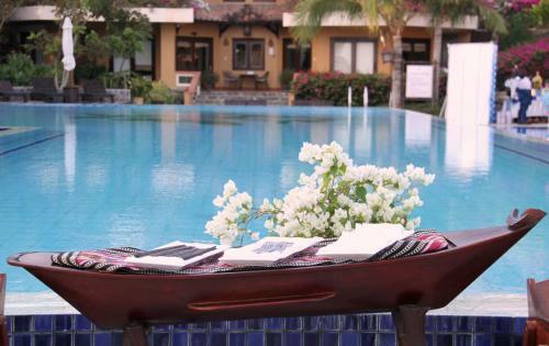 Hotel Poshanu Resort