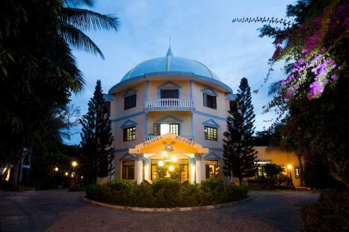 Hotel Palmira Beach Resort & Spa