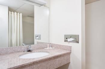 Hotel Howard Johnson Addison Ohare Airport