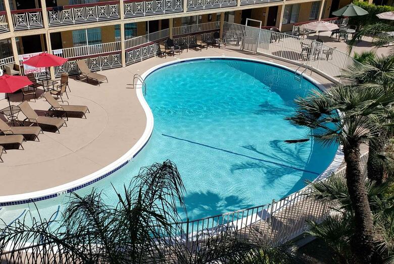 Hotel Ramada Burbank Airport