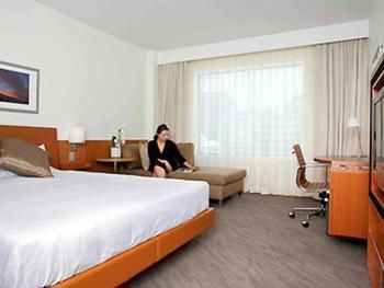 Hotel Novotel Cathedral Square