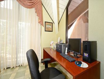 Hotel Howard Johnson Inn Clifton