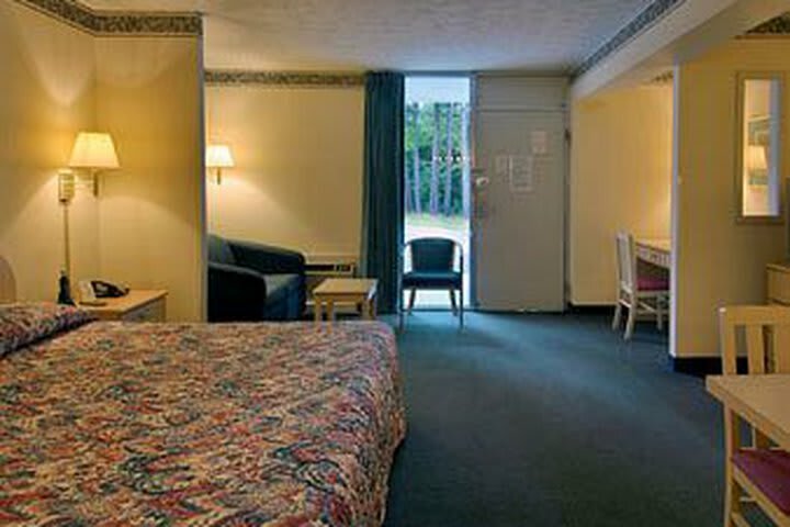 Hotel Howard Johnson Inn Commerce Ga