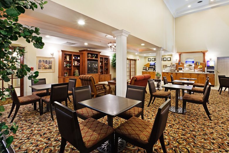 Holiday Inn Express Hotel & Suites Corbin