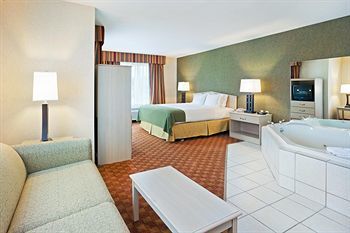 Holiday Inn Express Hotel & Suites Corbin