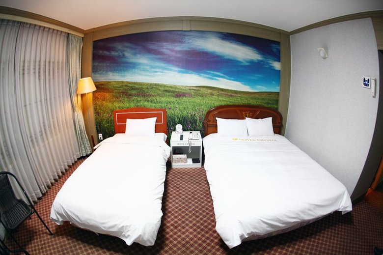 Hotel Crystal