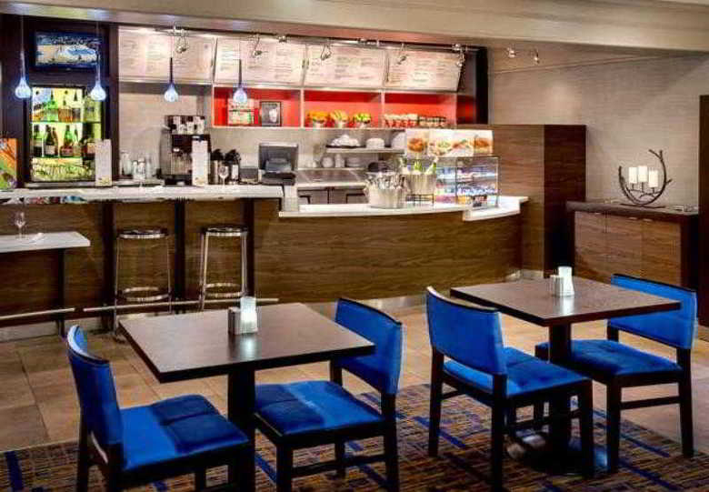Hotel Courtyard Por Marriott