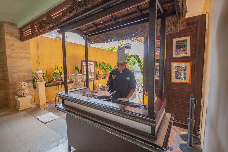 Hotel Grand Santhi