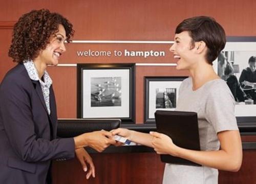 Hotel Hampton Inn And Suites Minneapolis University Area Mn