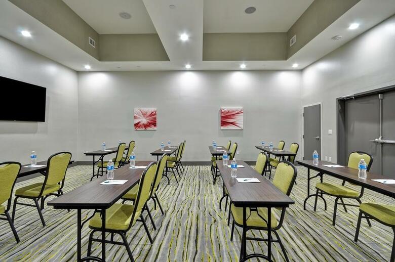 Hotel Homewood Suites By Hilton Tyler
