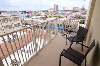 Hotel Indigo Fort Myers River District