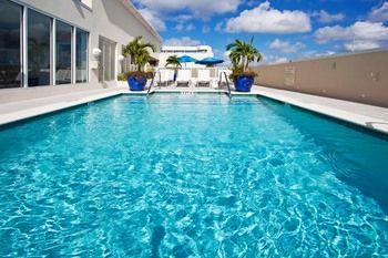 Hotel Indigo Fort Myers River District