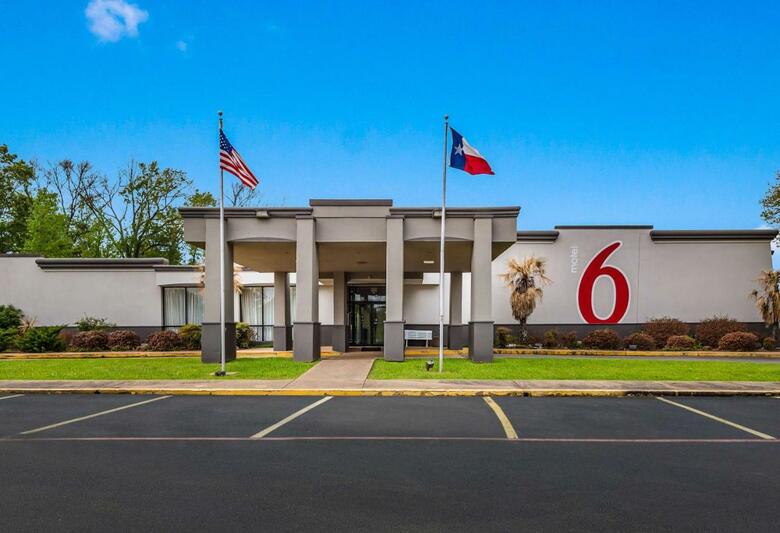 Hotel Motel 6 Henderson Tx
