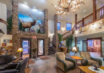 Holiday Inn Express Hotel & Suites Keystone