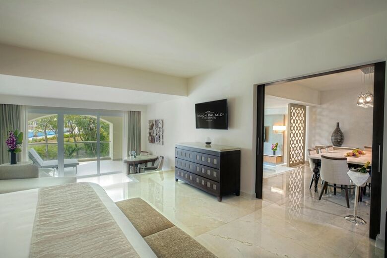 Hotel The Grand At Moon Palace Cancu