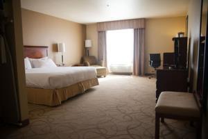 Holiday Inn Express Hotel & Suites Mountain Home
